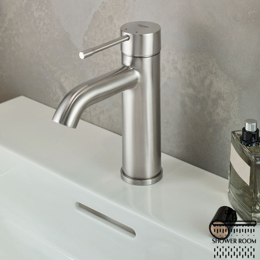 Смеситель для умывальника Grohe Essence New S-Size, черный (24172KF1)