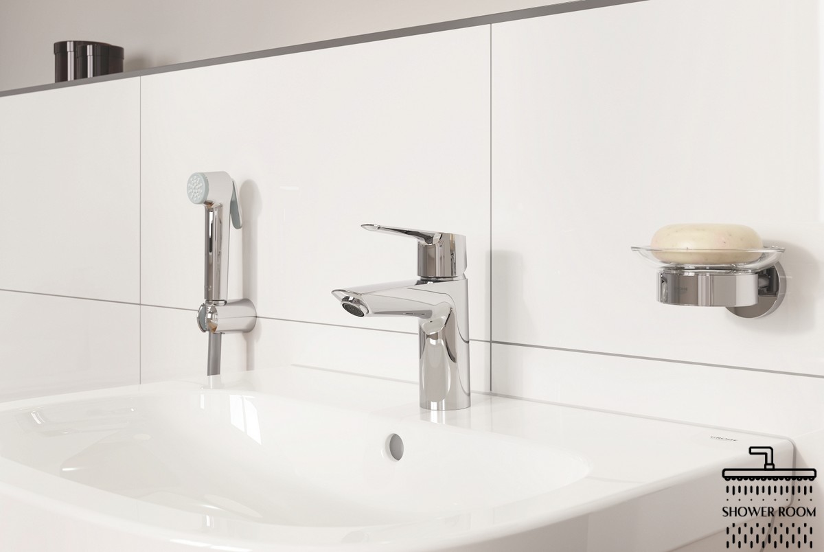 Смеситель для раковины с гигиеническим душем Grohe QuickFix Start 23123003